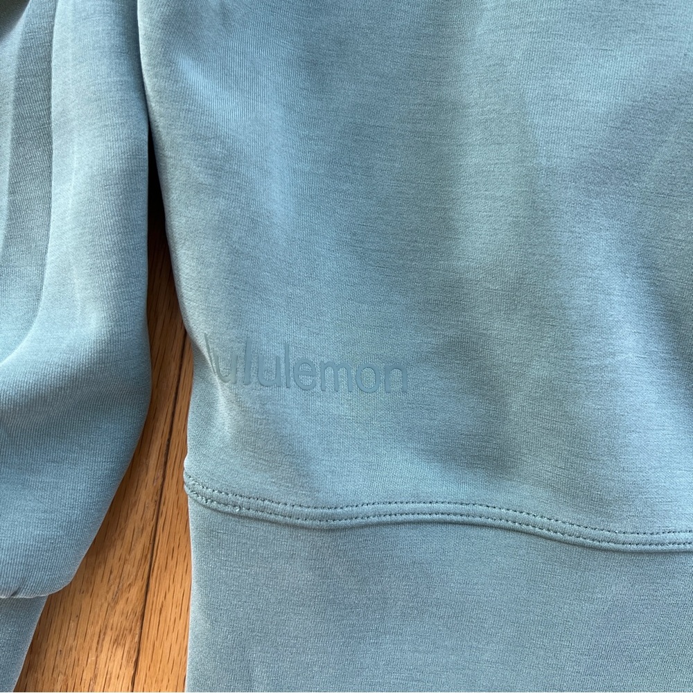 LuluLemon Perfectly Oversized Cropped Crew Softsteme Tidewater Teal - Picture 6 of 6
